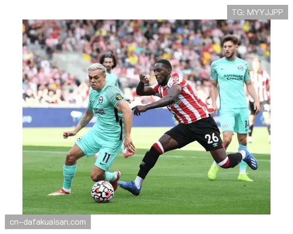 利兹联中卫组合重组致定位球防守成功率降至46%，防线高度不足